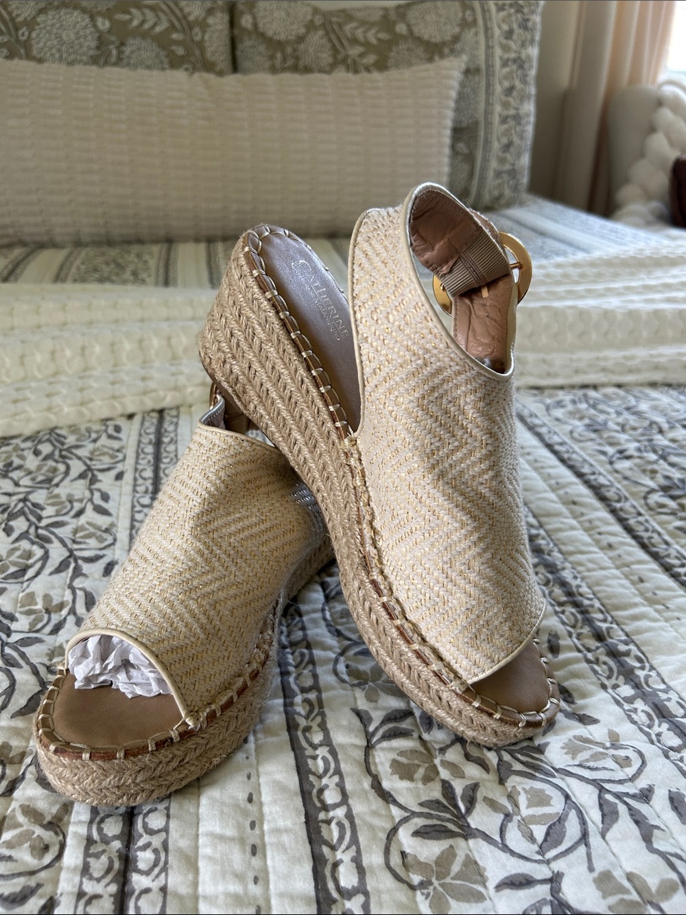 Catherine Malandrino Beige Woven Espadrille Wedge Sandals